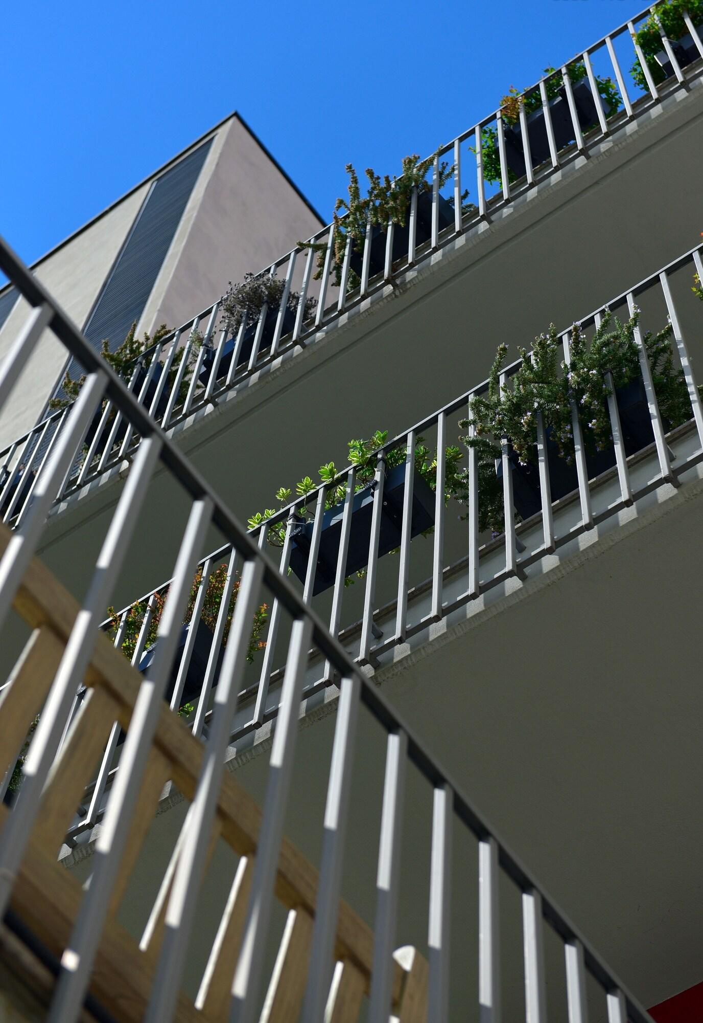 Milan Design Suites Экстерьер фото