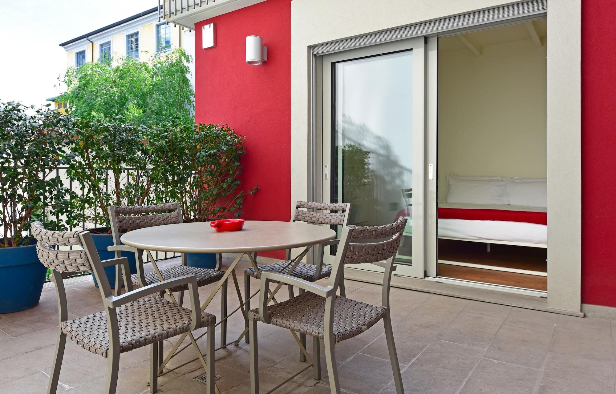 Milan Design Suites Экстерьер фото